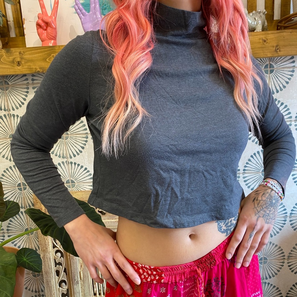 Wild Fable Grey Turtleneck Crop Top